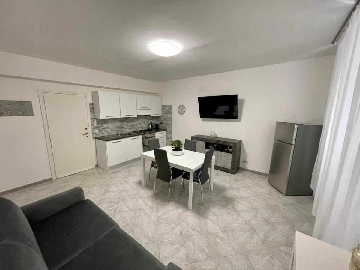 La Casa Di Silvy Apartment Genoa Luaran gambar